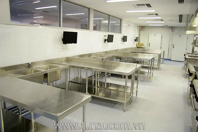 Bàn sơ chế thực phẩm